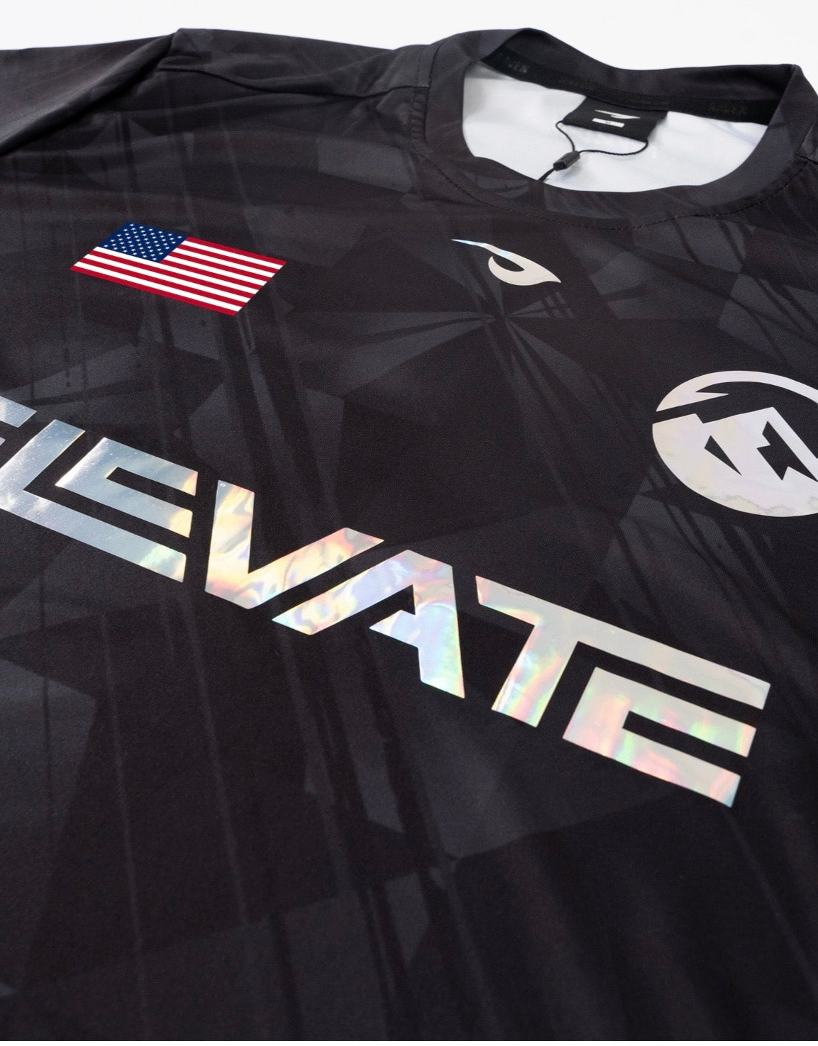 טי־שירט ELEVATE PRO 2024 – שחור